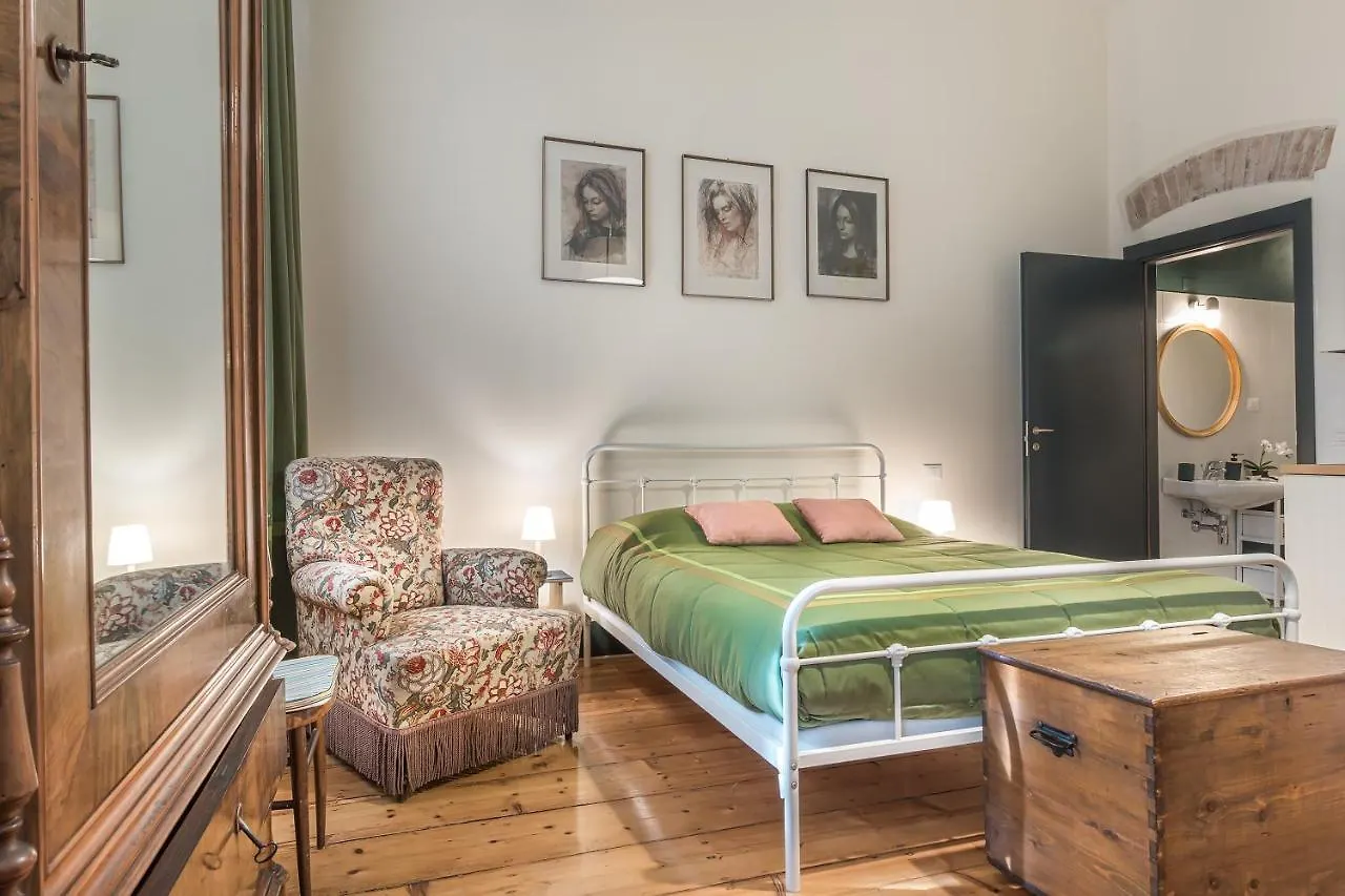 Studio 68 Apartment Padova Italy